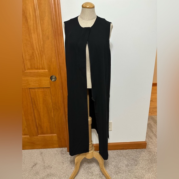 Duster - Picture 4 of 7